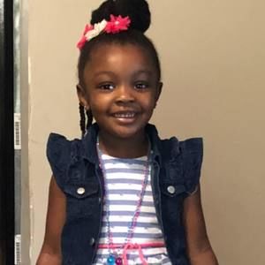 Meet your Posher, Yvette